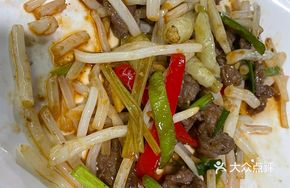 Stir-Fried Beef with Wild Silver Sprouts