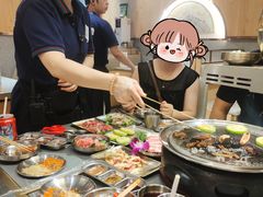 -围炉肉舍•炭烤活鳗•丹东海鲜烤肉(步行街店)