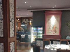 -八府香鸭·啫啫煲(华山路店)