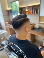 -MARTIN'S BARBER SHOP男士理发馆