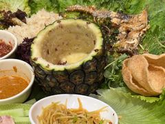 -沐毫傣泐云南菜孔雀宴•手抓饭傣味烧烤(曼听公园店)