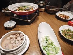 -爱碗亭·鲜炒湖南菜(壹城中心店)