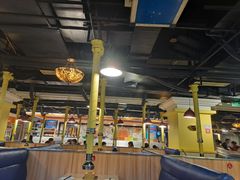 大堂-爱客得牛排海鲜烤肉·火锅自助(春熙路黑金好店)