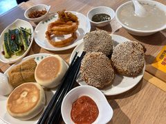 -护国寺小吃店(红莲南路店)