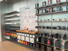 -Apple零售店(华贸购物中心店)