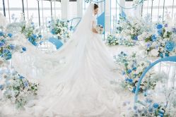 点击看大图 -GRACE KELLY婚纱与礼服(北京店)