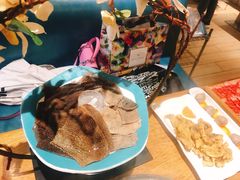 毛肚双拼-青瓷火锅料理(西单大悦城店)