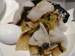 -渝是乎酸菜鱼·川渝小炒(新世界百货望京店)