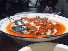 老坛剁椒蒸鲜活鱼头-老湘村·湖南土菜(天河维多利店)