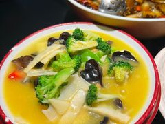 -麻六记(凤凰汇店)