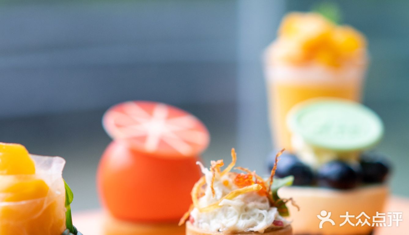 惊艳！星级酒店里的名媛下午茶，竟私藏了整个夏日果园！ 