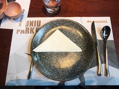 餐具摆设-NIUNIUPARK和牛螃蟹(龙湖杭州滨江天街店)