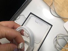 -Apple零售店(华贸购物中心店)