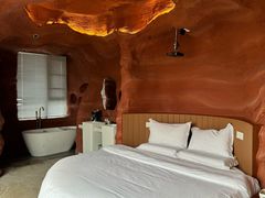 -幸栖洞穴设计酒店(成都春熙路店)