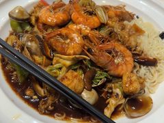 -船梆煮•蒸汽海鲜·炉火烤肉(五四广场店)