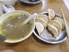 -黄阿姨锅贴大王(万航渡路店)