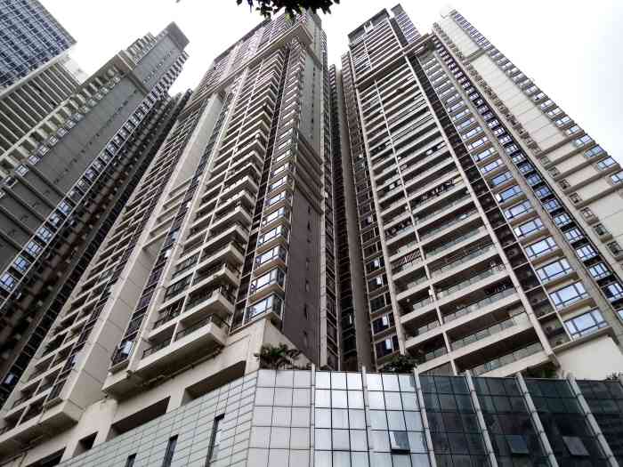 富力金禧商务中心位置海珠区福场路同福路附近公交车站多位置优越