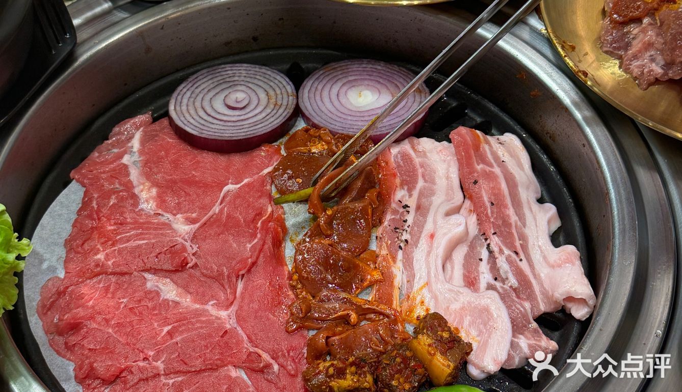 自助+单点的模式，可以随吃随点，千万不要浪费