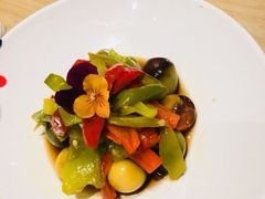 -弄堂小笼包(西青中北永旺购物中心店)
