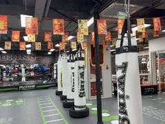-拳力汇散打搏击泰拳俱乐部(绿地缤纷城店)