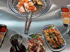 -马路牙子烧烤音乐酒馆(望京店)