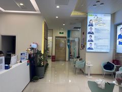 -维乐口腔(美维云门诊陆家嘴店)