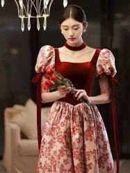 -衣贝姿婚纱礼服馆