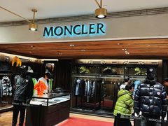 -文艺复兴百货(米兰大教堂广场店)