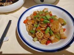 酸辣藕尖-麓湘小镇(开福万达广场店)