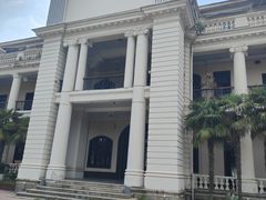 -Big House当代艺术中心