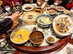 -蔼若春.传承三十年云南菜(金碧公园店)