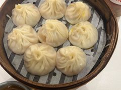 -馋三尺蟹粉小笼(人民广场店)