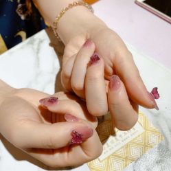 -杨美丽·美甲美睫