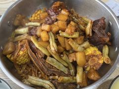 -内蒙焖面大盆骨餐馆(山大路店)