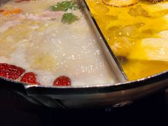 -湊湊火锅·茶憩(新中关购物中心店)