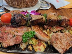 烤肉拼盘-申德勒加油站餐厅(三里屯北小街店)