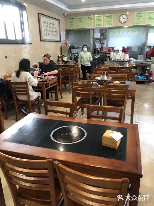 情忆草原涮肉馆大堂图片