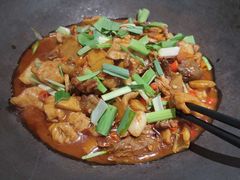 拆骨肉焖肥肠-味上湘菜馆(河马店)