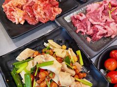 -啊美丽炭火烤肉(滑翔一店)