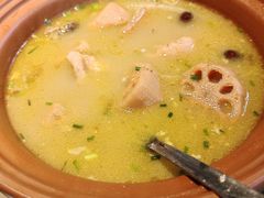 -黄泥岗·地道湖北菜(奥特莱斯店)