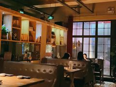 -70后饭吧(府河街店)