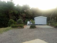 -汤山温泉房车营地 茶温泉