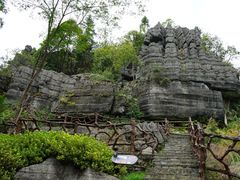 -梭布垭石林景区