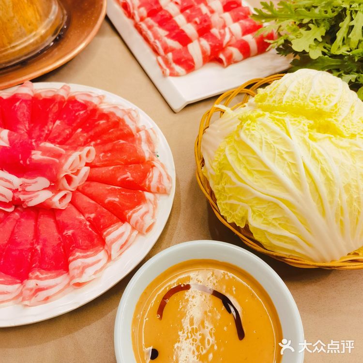 来北京，还是要找地道的铜锅涮肉-东来顺