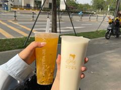 -沪上阿姨·精选茶饮(深大西丽店)