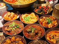 -张翻越·川渝冒菜·武汉黑鸭煲(城北万象城店)