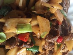 -牛八宝桂林米粉(八里庄店)