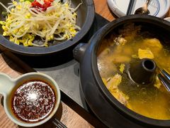 -云海肴·汽锅鸡·云南菜(天山百盛优客店)