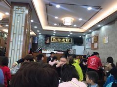 等位区-仁信老铺(华盖路店)