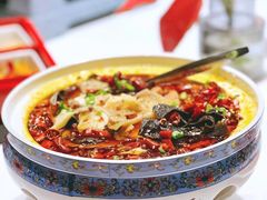 -皇冠明珠鱼翅楼(水上公园店)